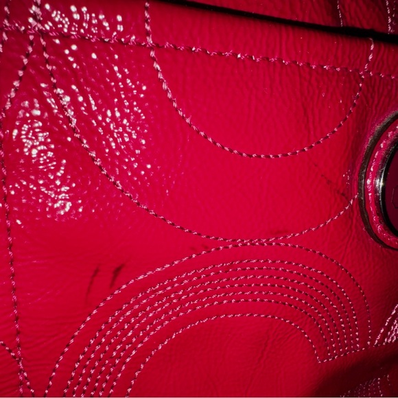 COACH 2009 Alex Op Art Patent Leather Pink / Silver Tote w large hangtag - EUC - Picture 15 of 15